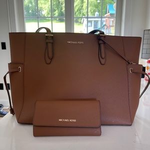 Michael Kors Set
